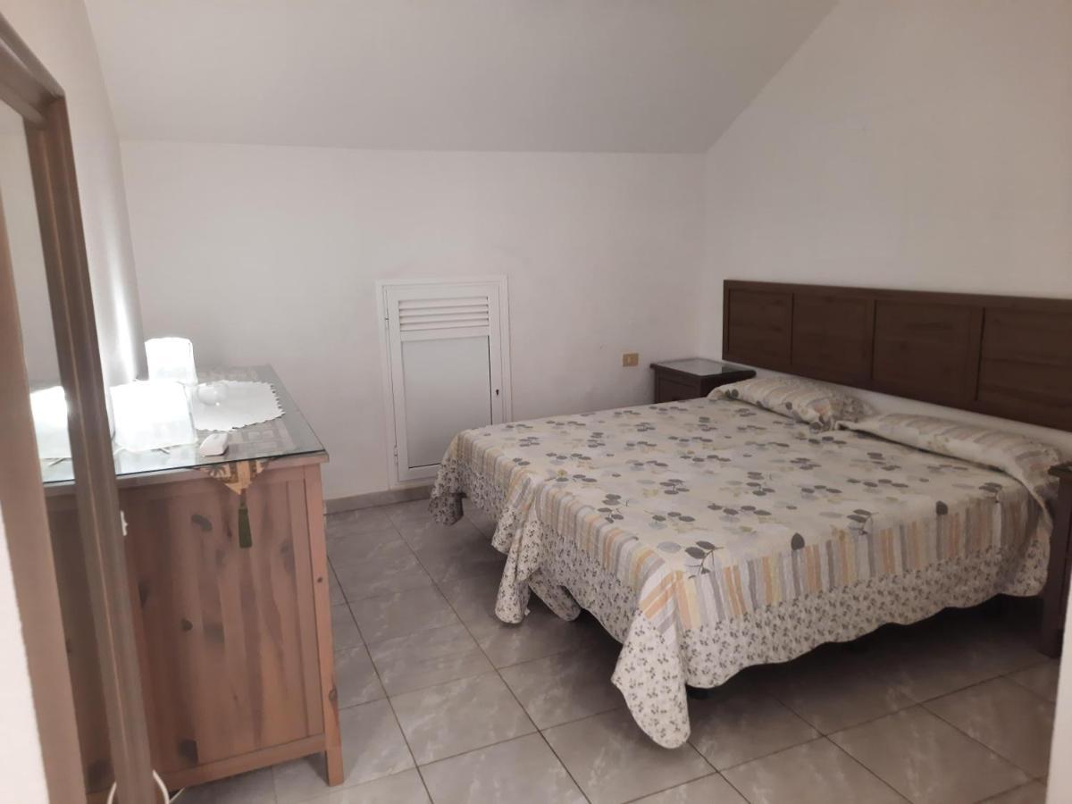 Castle Harbour Aparthotel Los Cristianos  Exterior photo
