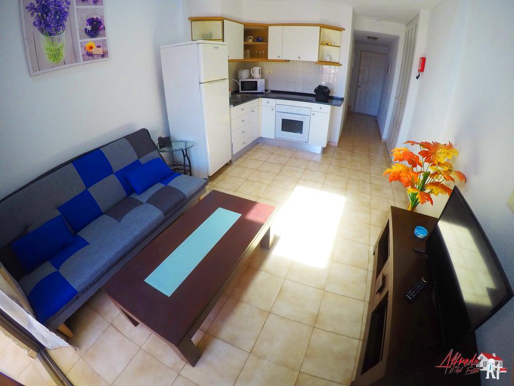 Castle Harbour Aparthotel Los Cristianos  Exterior photo