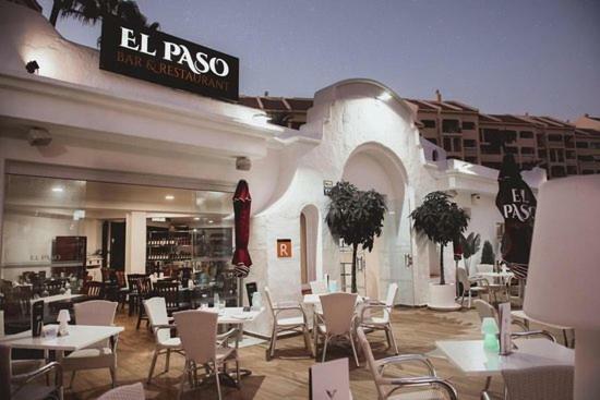 Castle Harbour Aparthotel Los Cristianos  Exterior photo